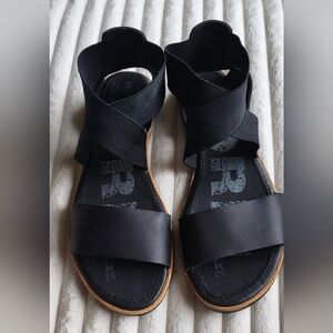 Sorel Ella 2 sandles